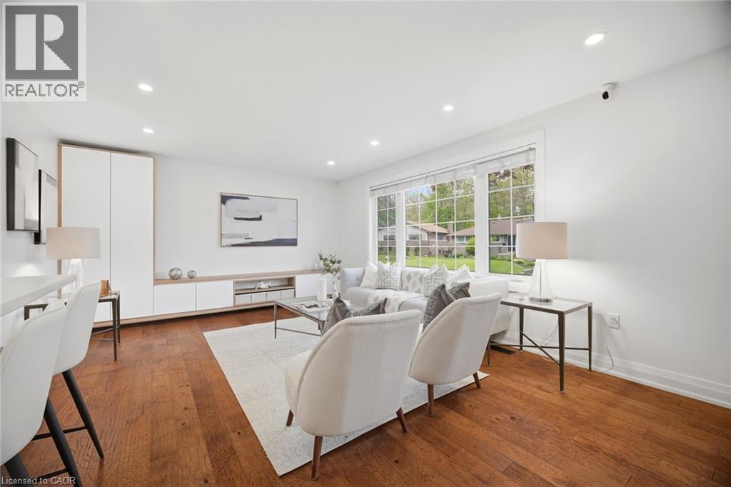 1376 ROYAL Drive - 8