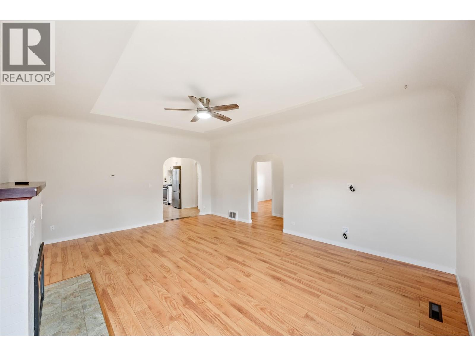 824 Road 2 - 10