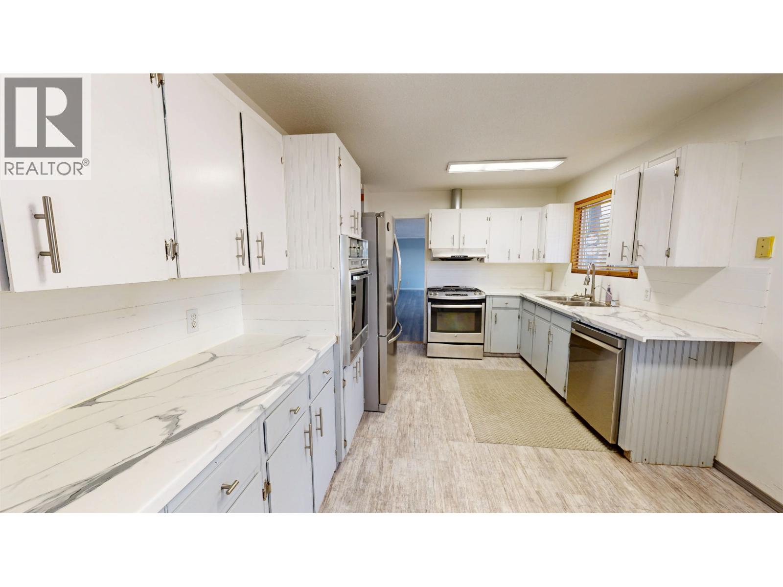 5459 DONSLEEQUA COURT - 8