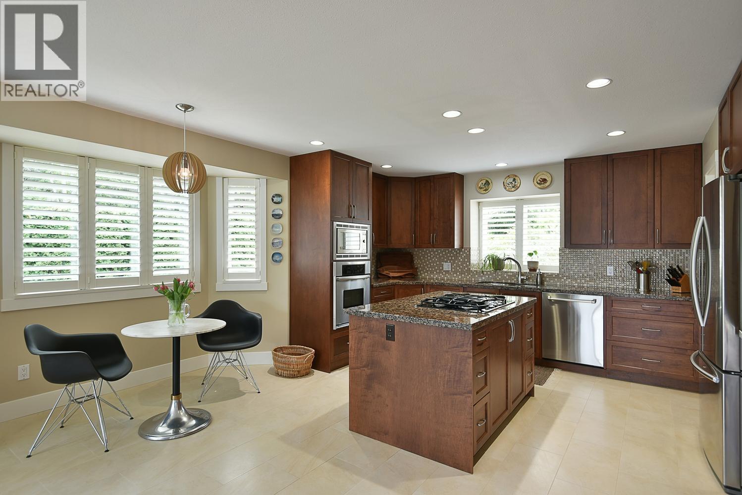 5481 EUREKA ROAD, Halfmoon Bay