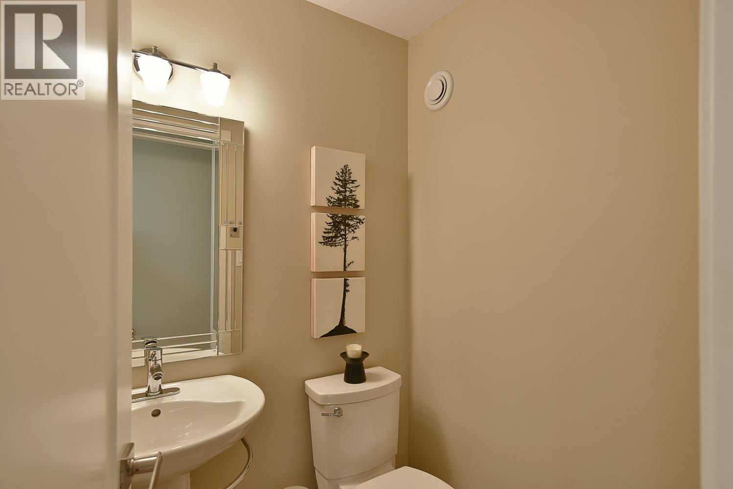 5481 EUREKA ROAD, Halfmoon Bay
