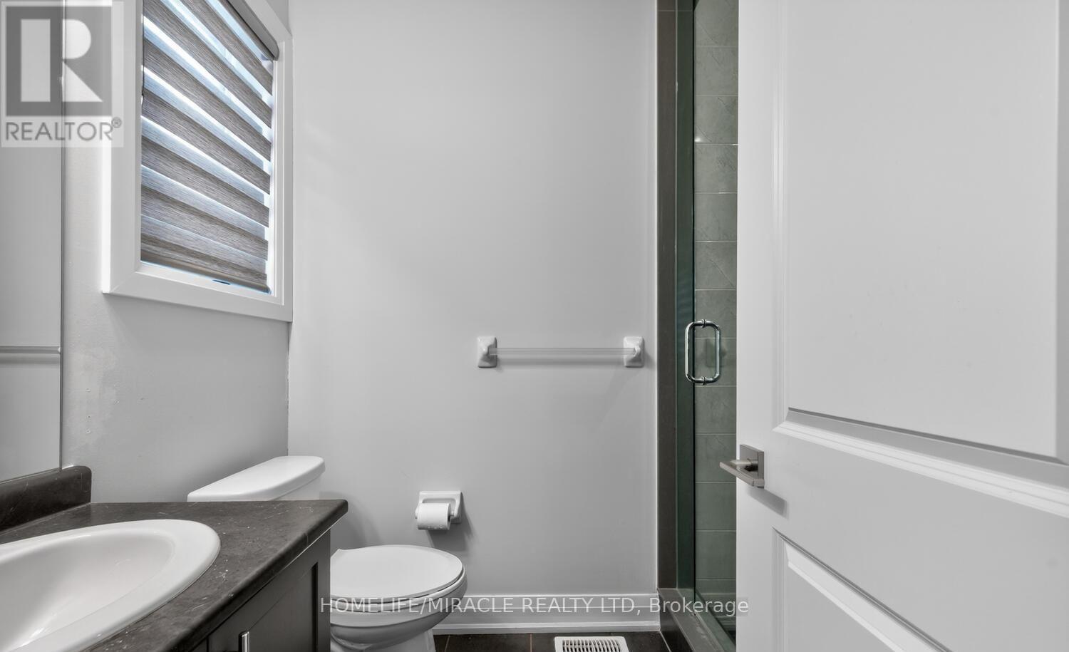 1032 EDINBURGH DRIVE - 43
