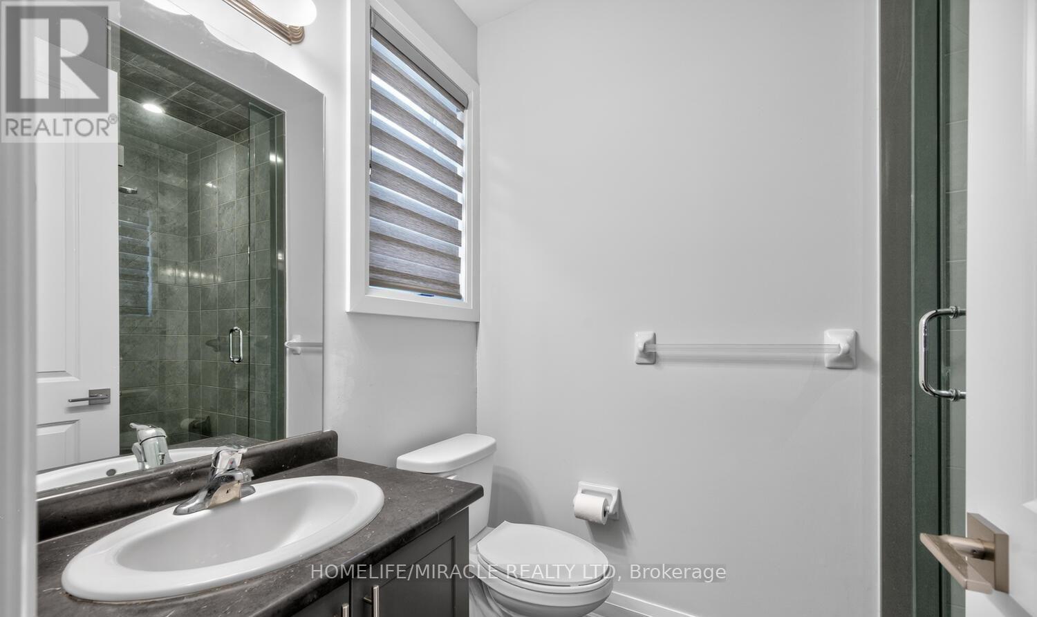 1032 EDINBURGH DRIVE - 44