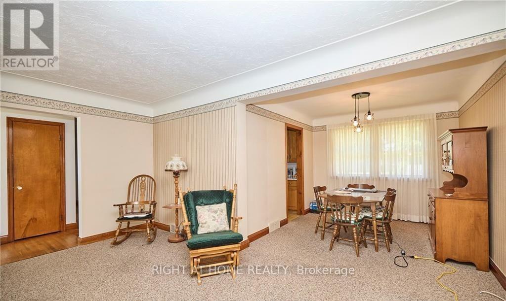 6357 DORCHESTER ROAD - 7