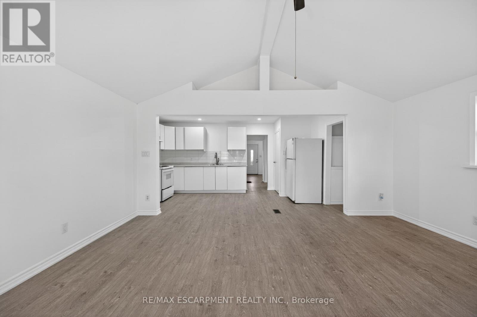 584 WATERLOO STREET - 29