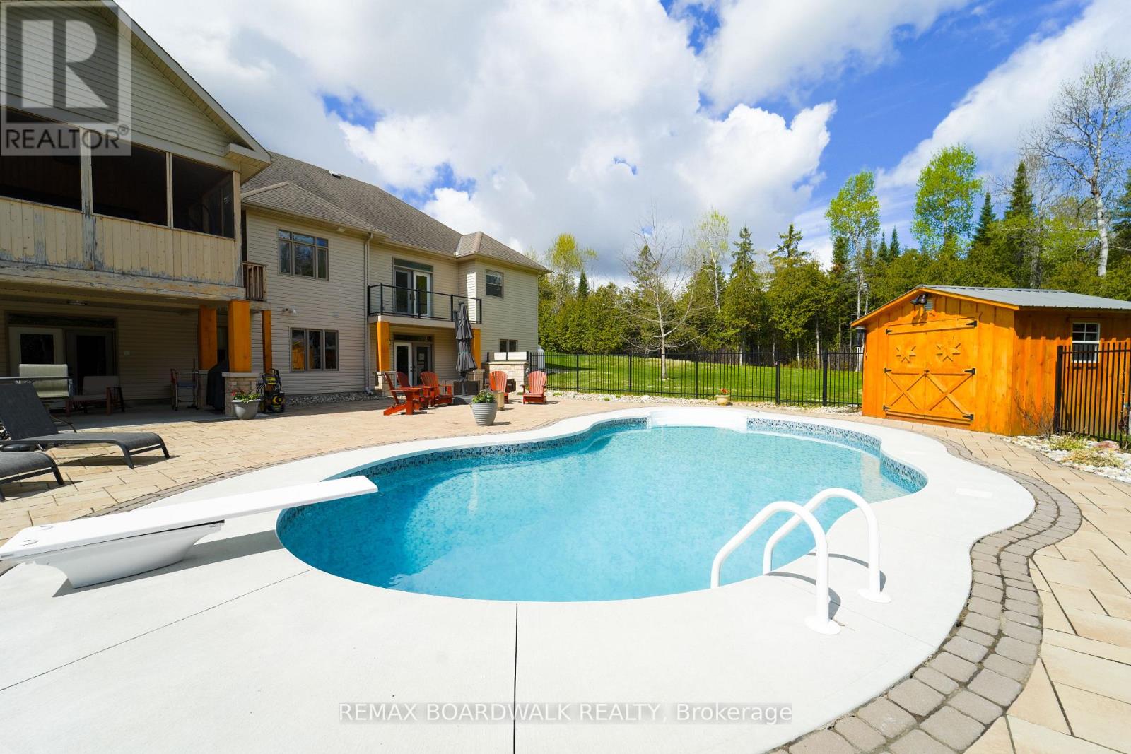 49 SAWGRASS CIRCLE - 48