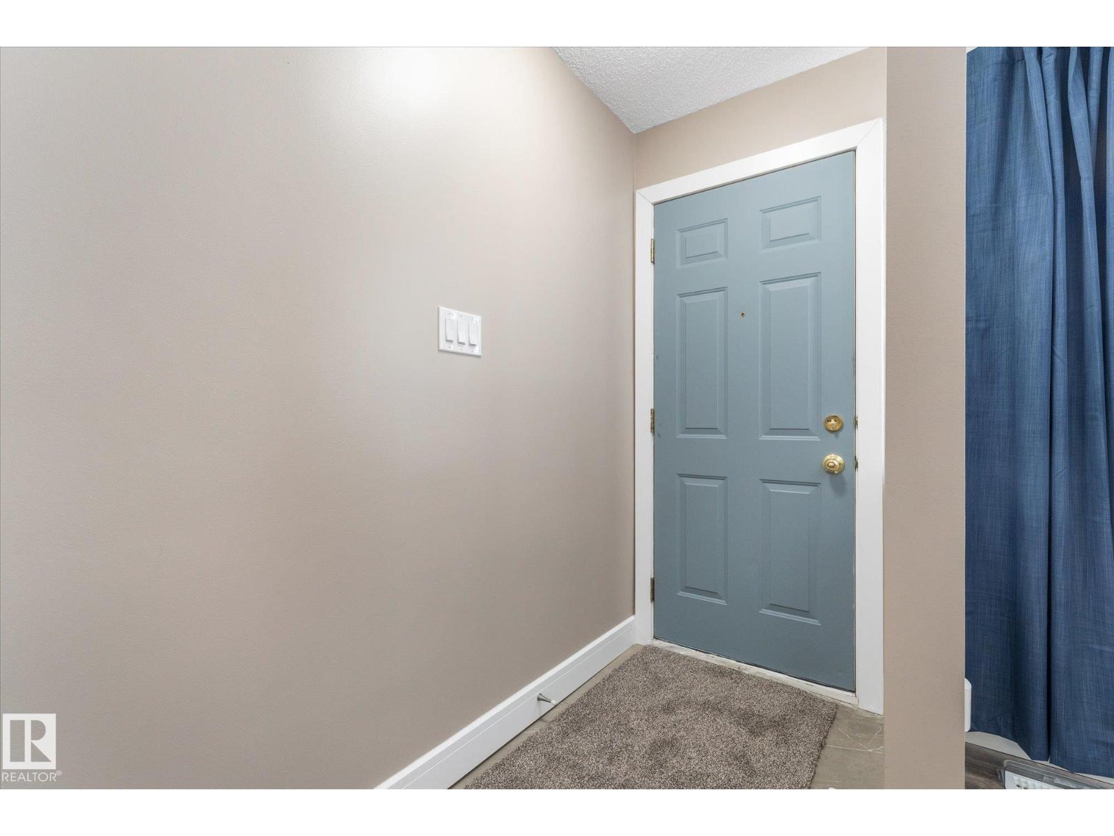 #26 2115 118 ST NW - 14