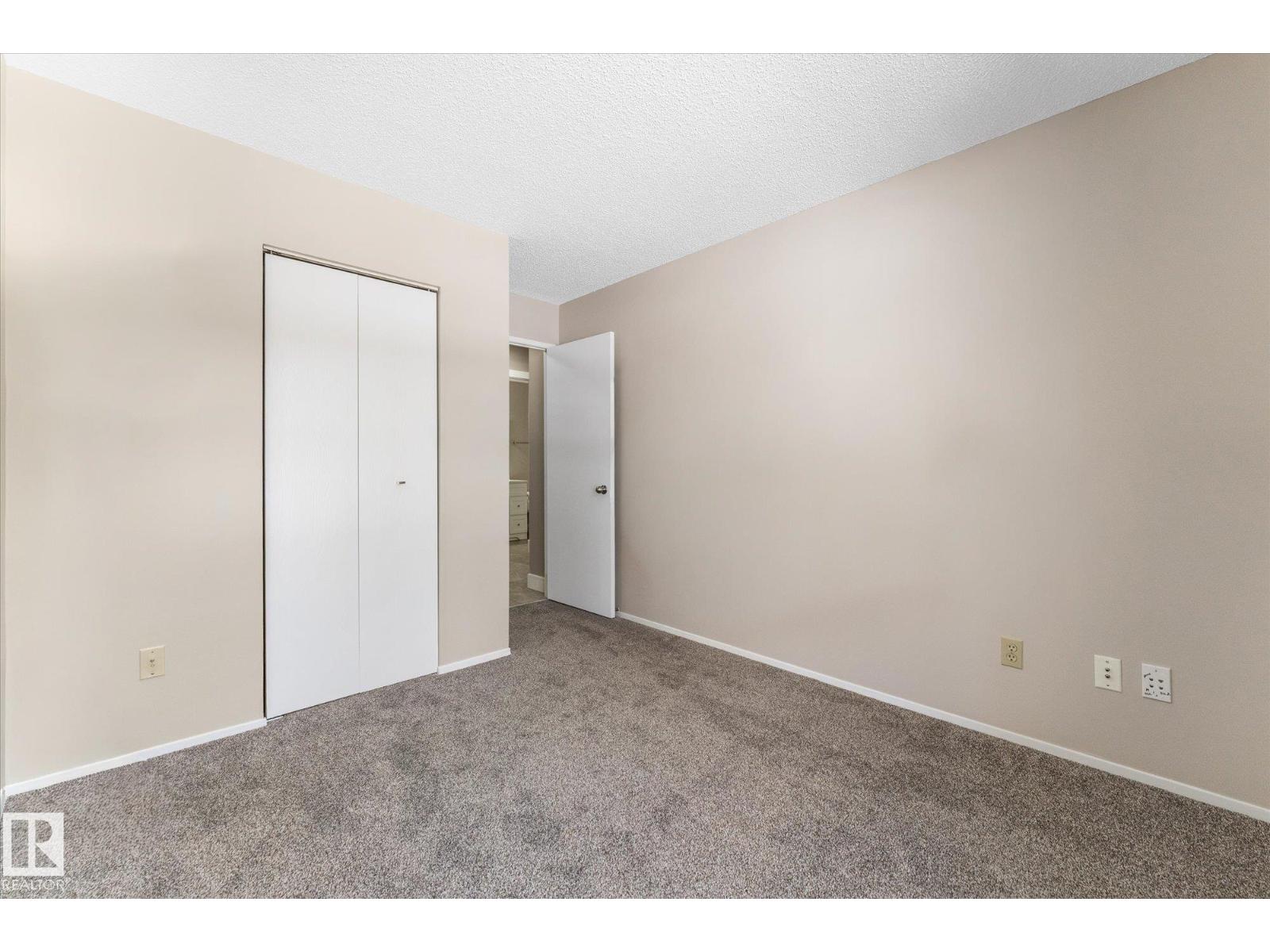 #26 2115 118 ST NW - 37
