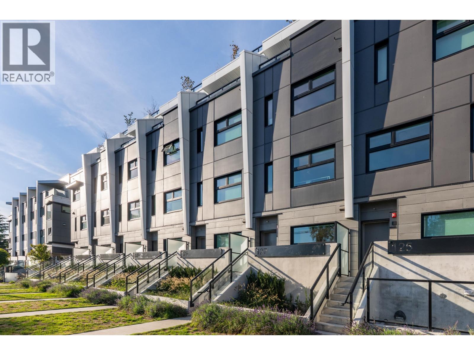 135 W 41ST AVENUE, Vancouver