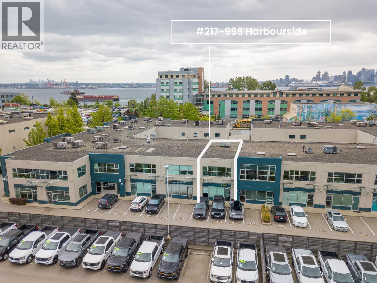 217 998 HARBOURSIDE DRIVE — photo 2