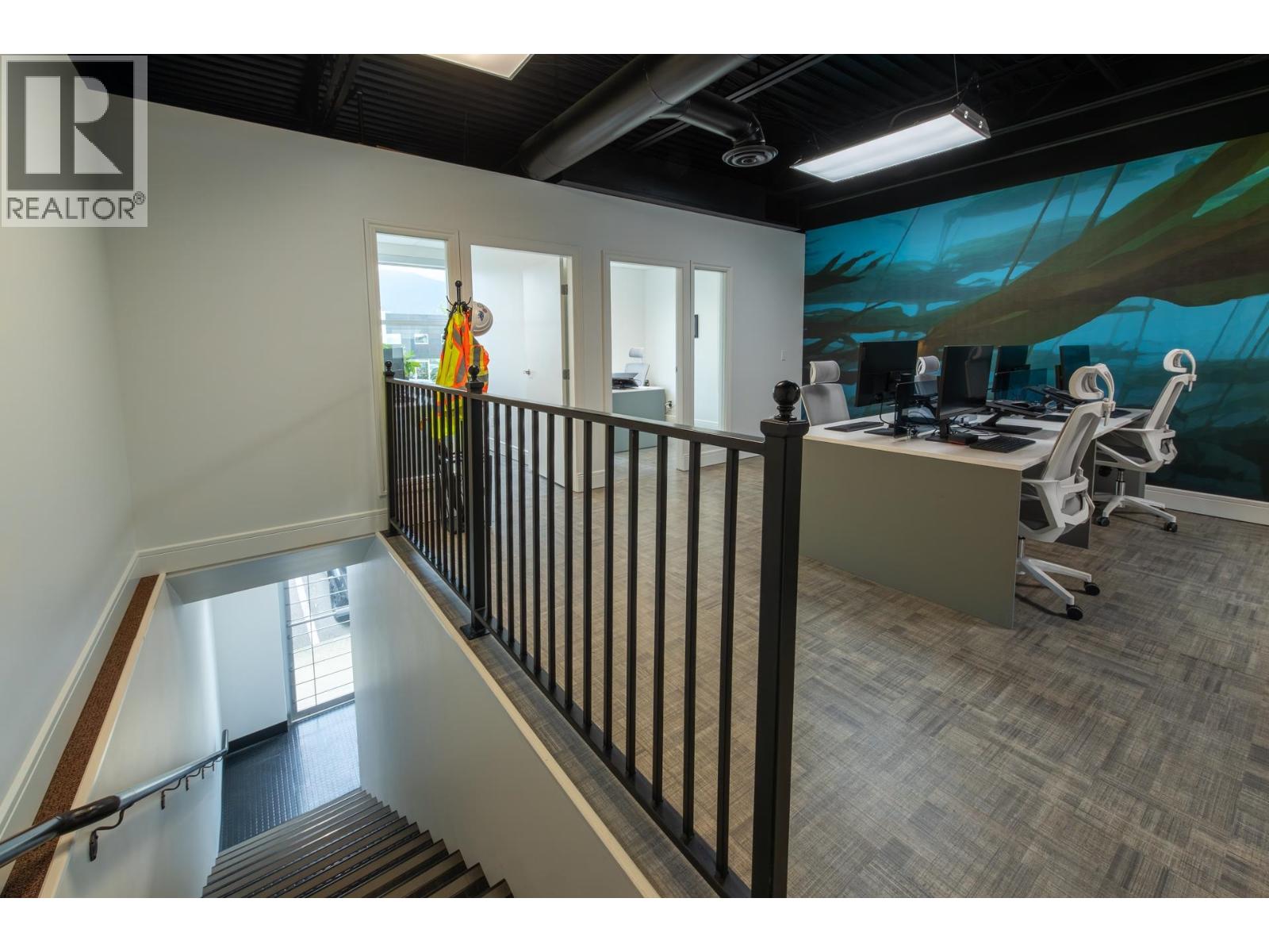 217 998 HARBOURSIDE DRIVE — photo 3