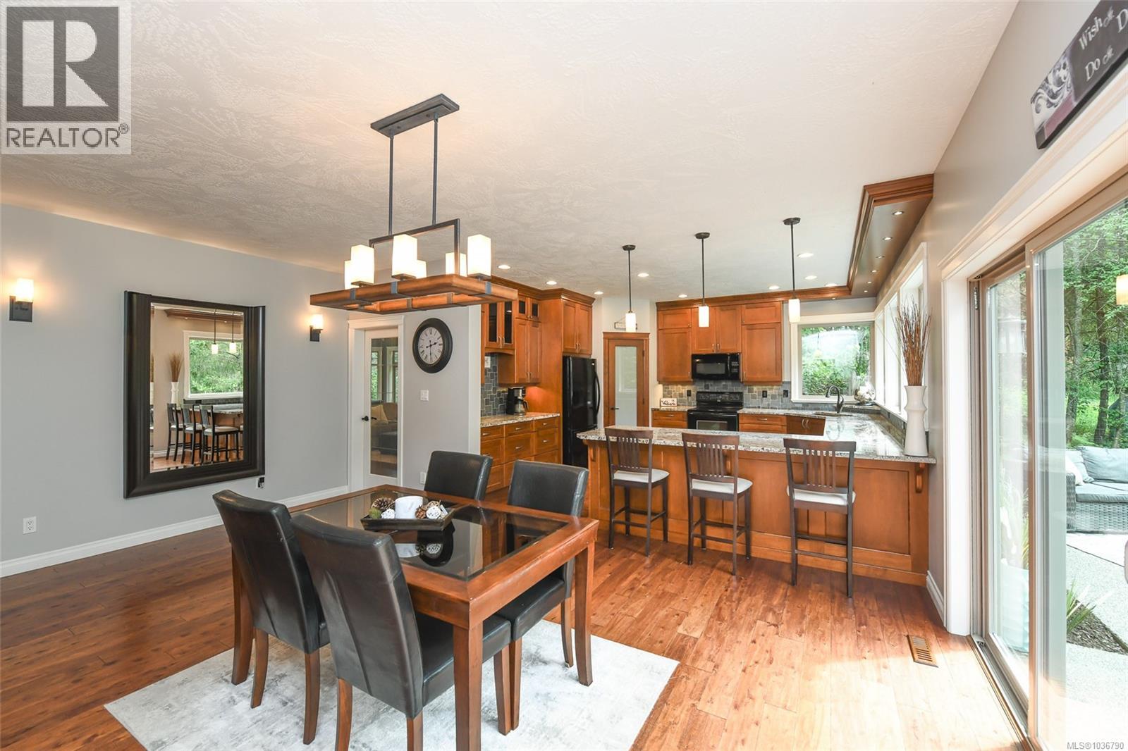 1331 Hudson Rd - 18