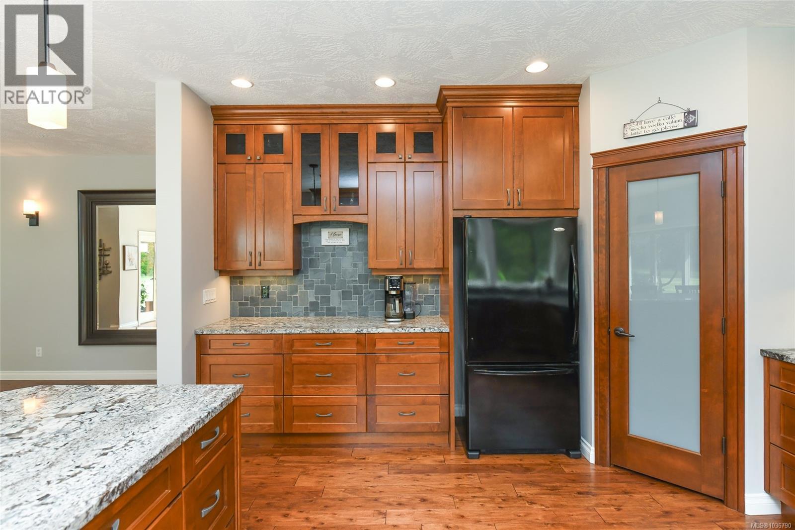 1331 Hudson Rd - 16