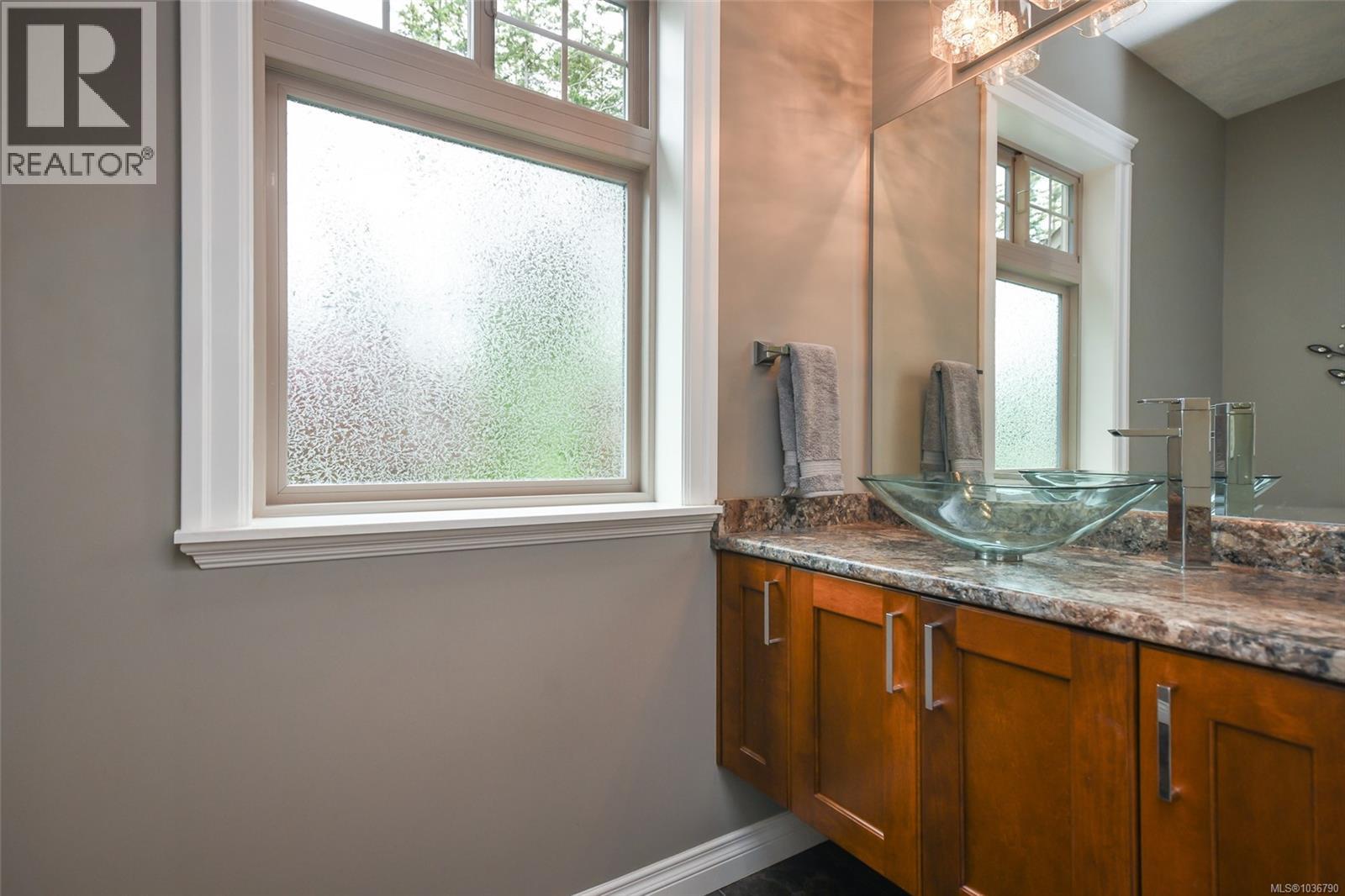 1331 Hudson Rd - 28
