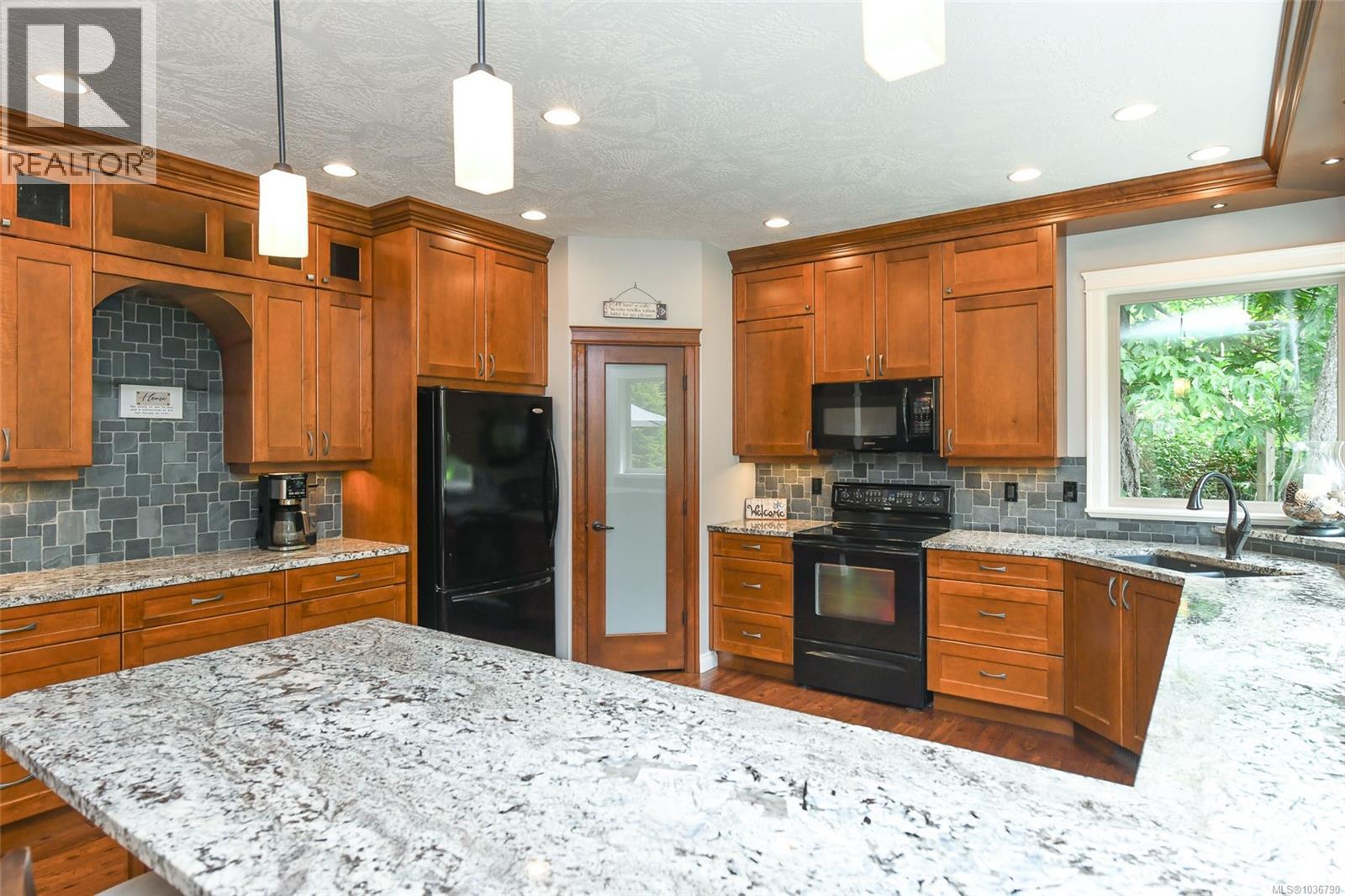 1331 Hudson Rd - 12