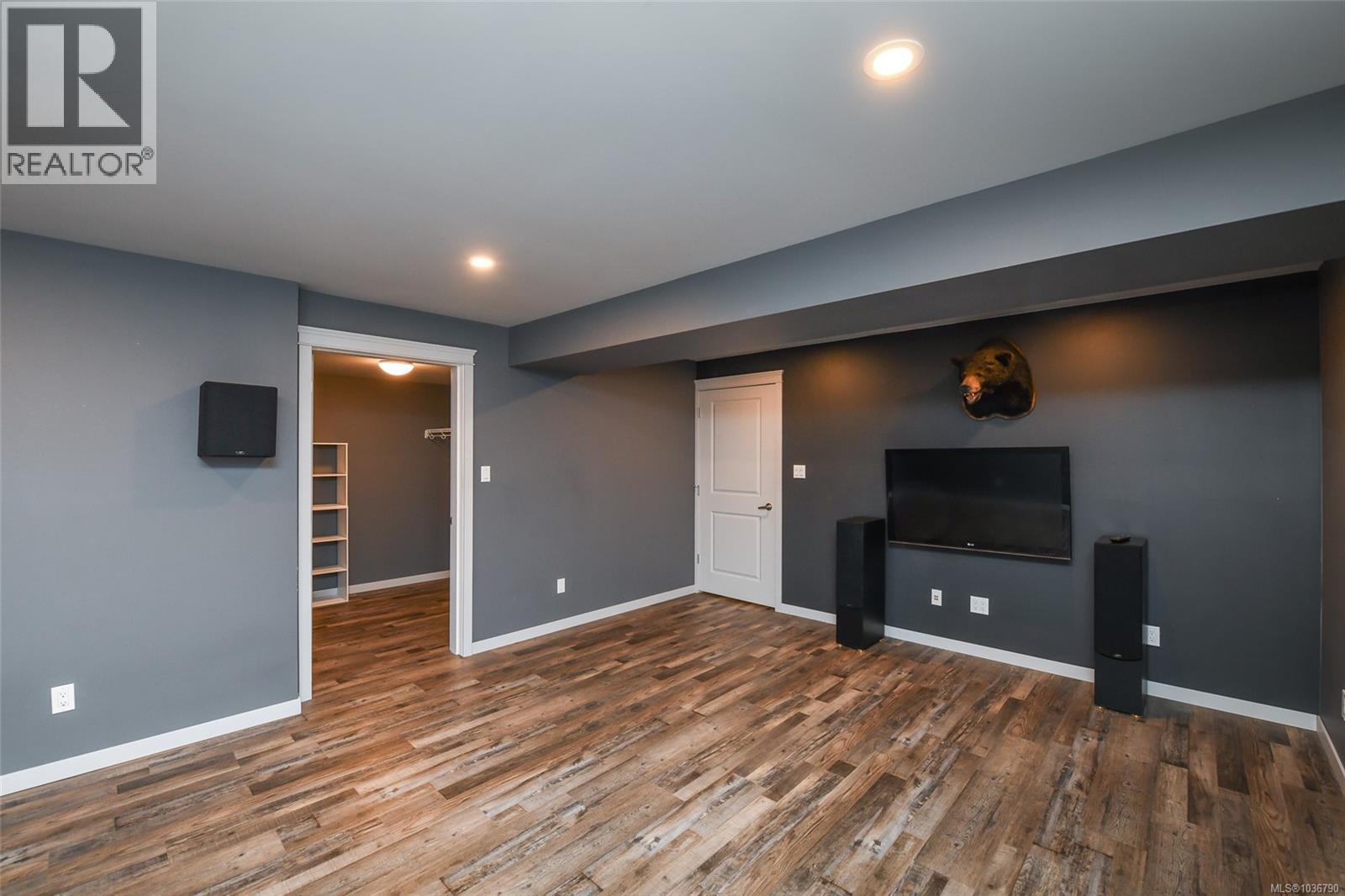 1331 Hudson Rd - 60