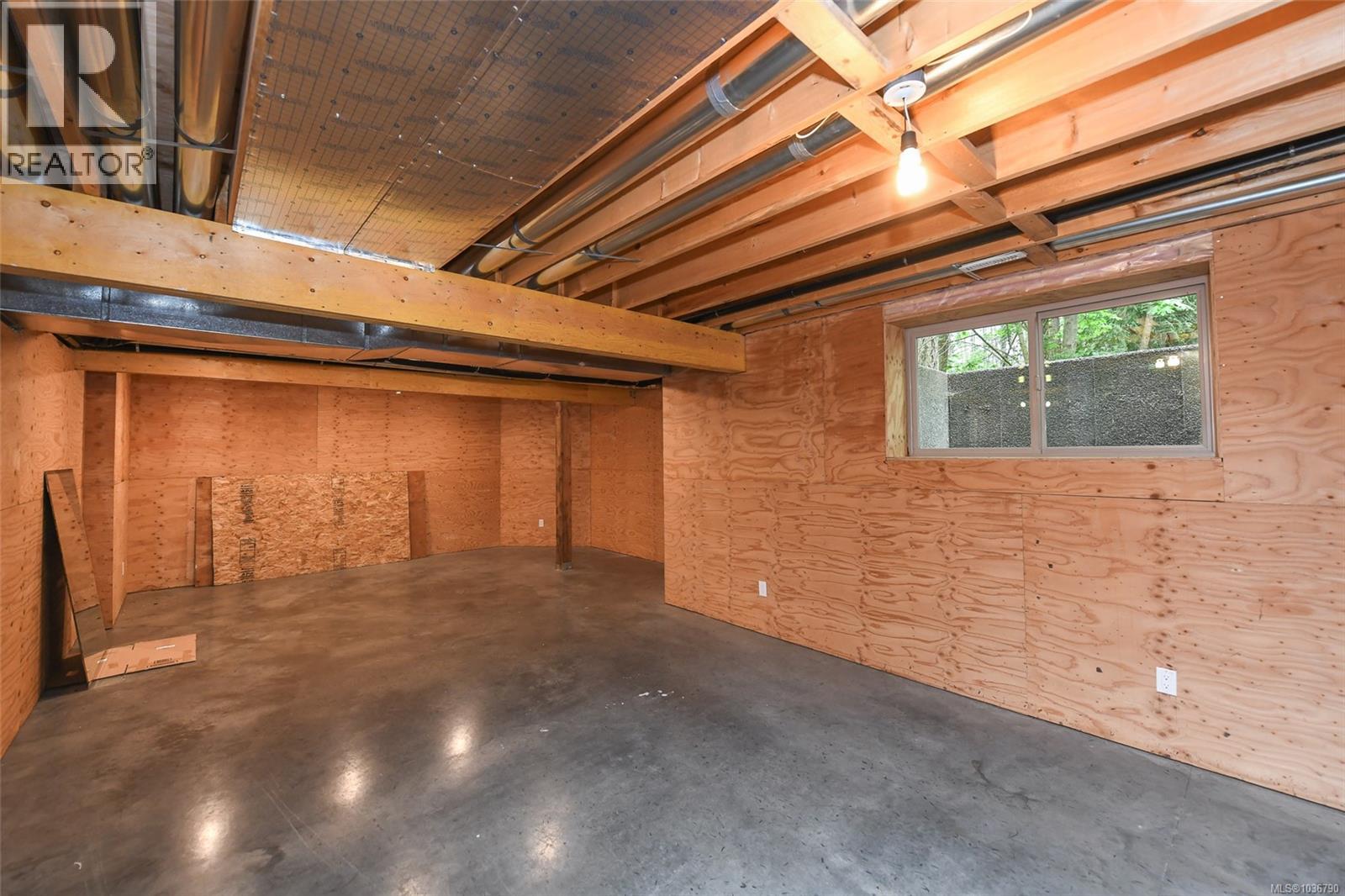 1331 Hudson Rd - 65