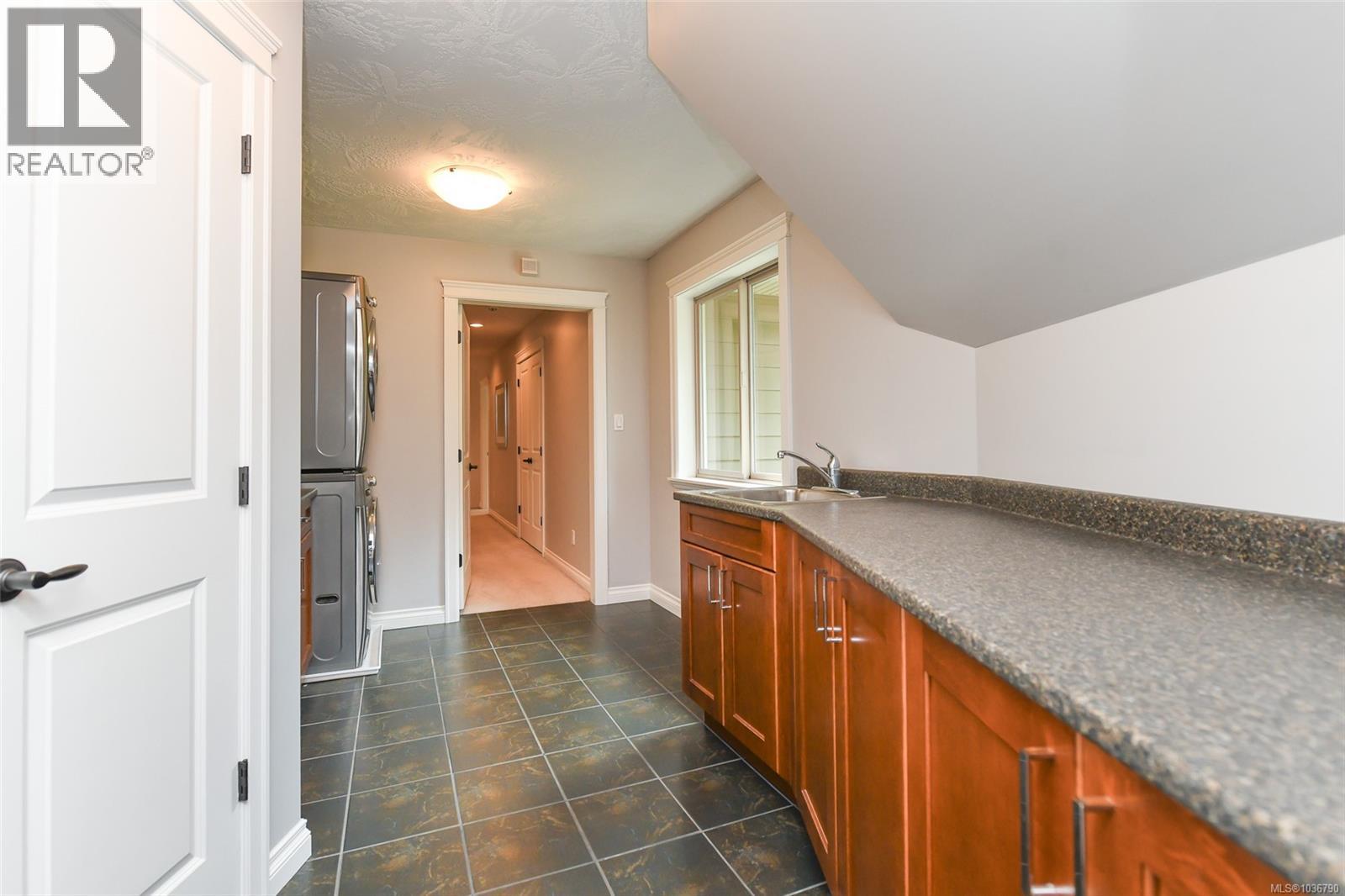 1331 Hudson Rd - 51