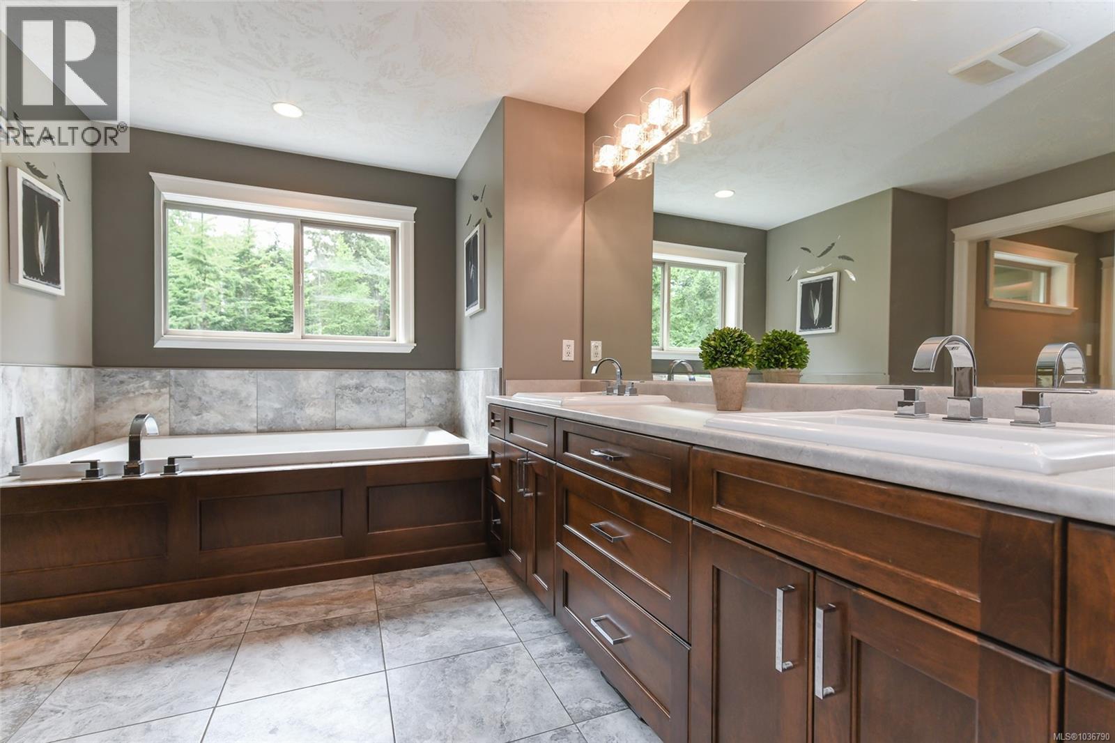 1331 Hudson Rd - 41