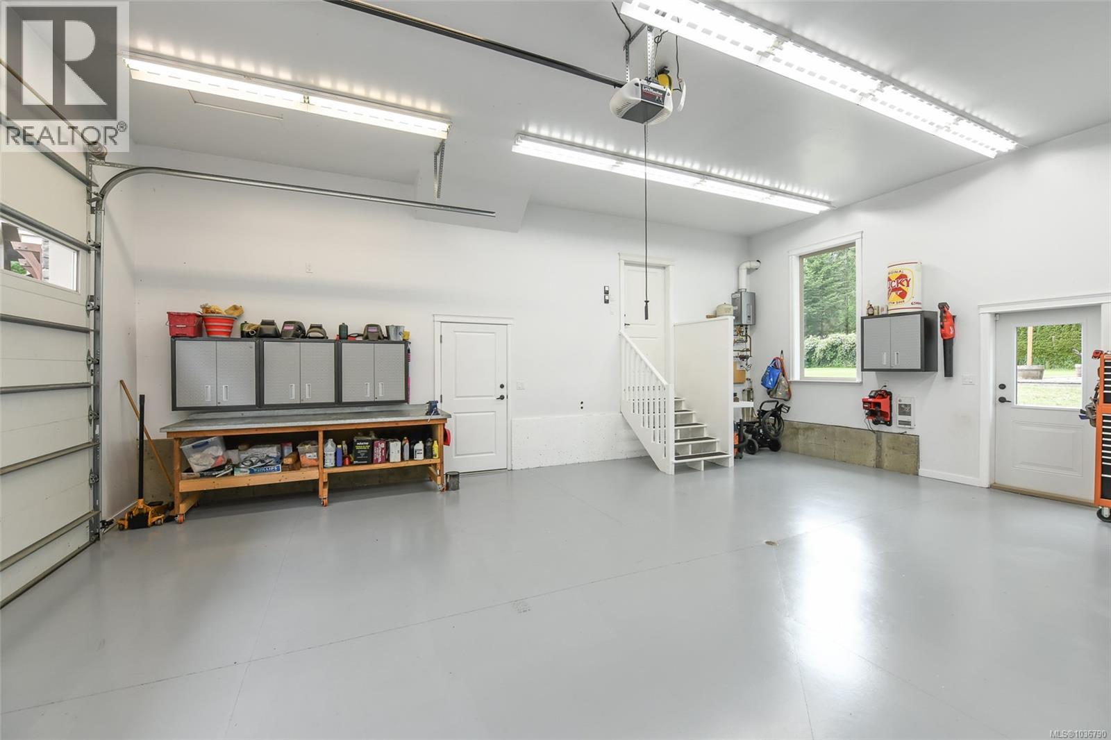 1331 Hudson Rd - 57