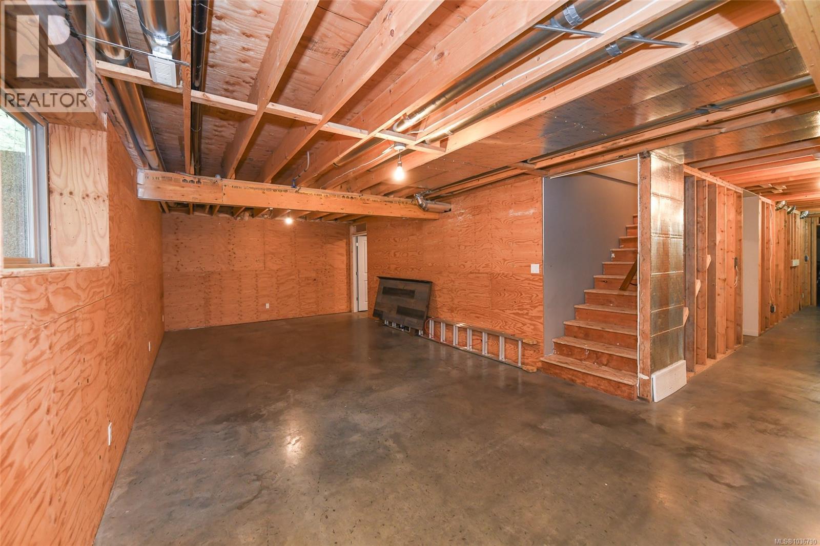1331 Hudson Rd - 64