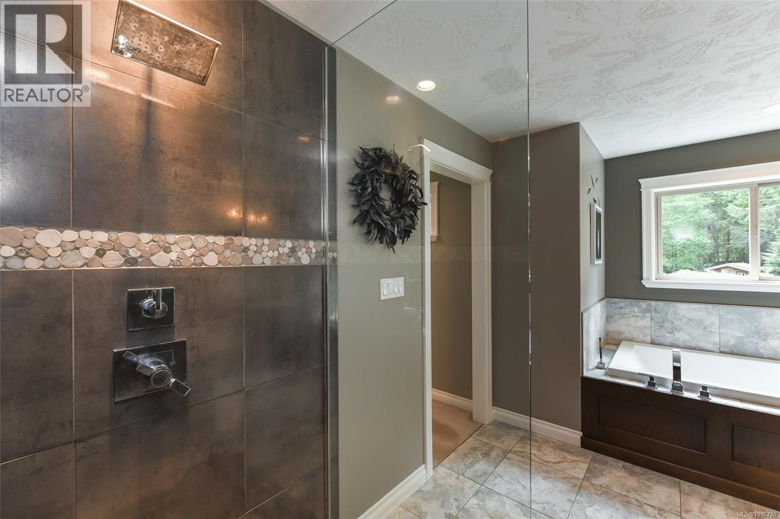 1331 Hudson Rd - 43