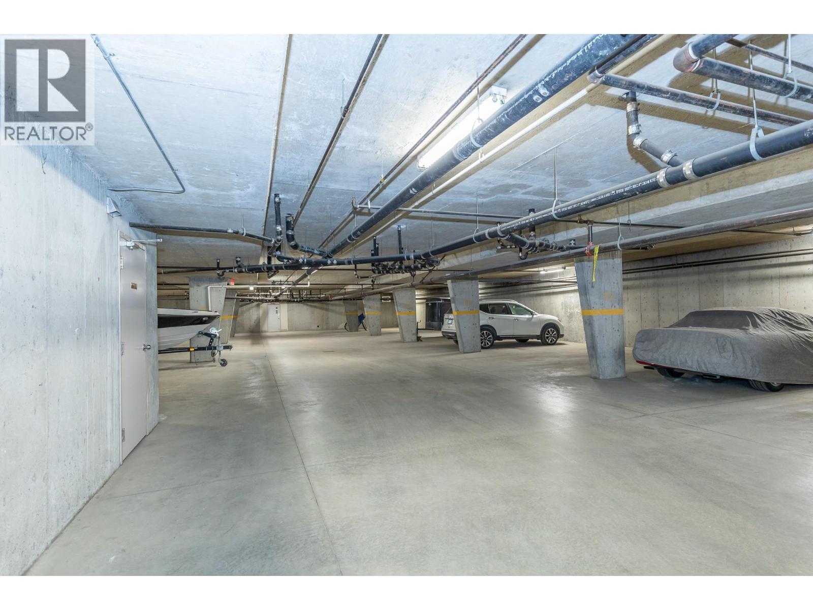 1002 Riverside Avenue Unit# 304, Sicamous