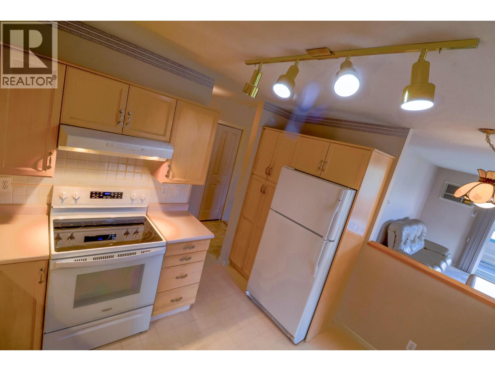 8907 Pineo Court Unit# 208, Summerland