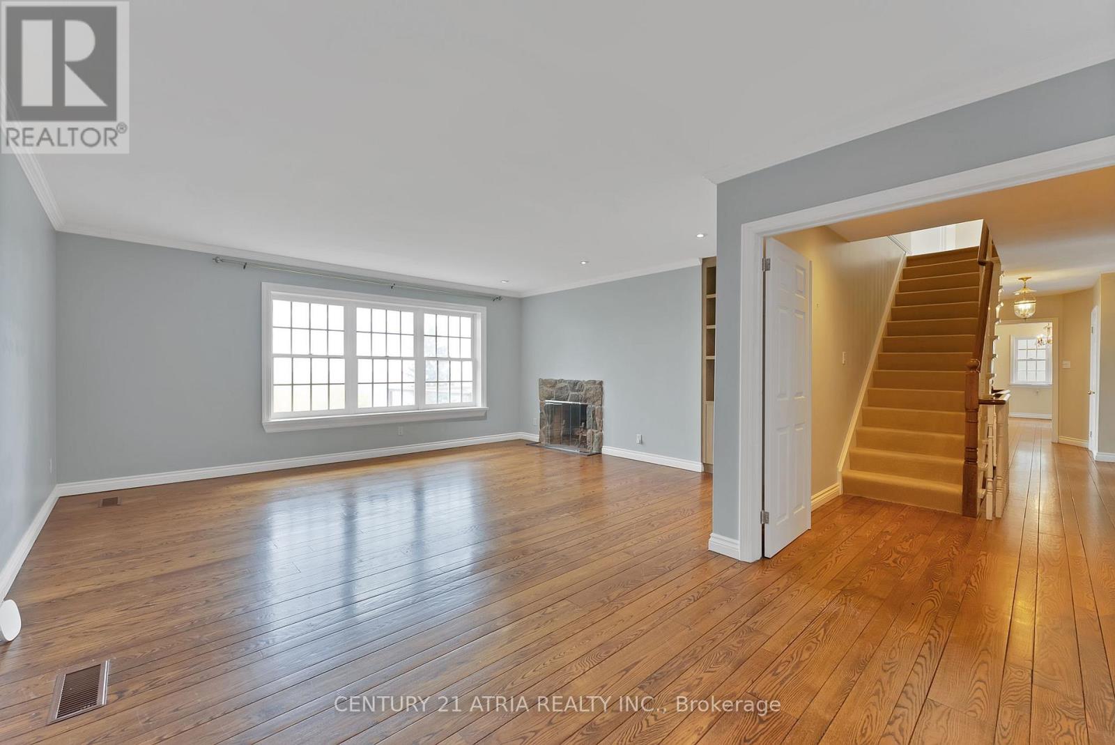 5 HILL CRESCENT - 13