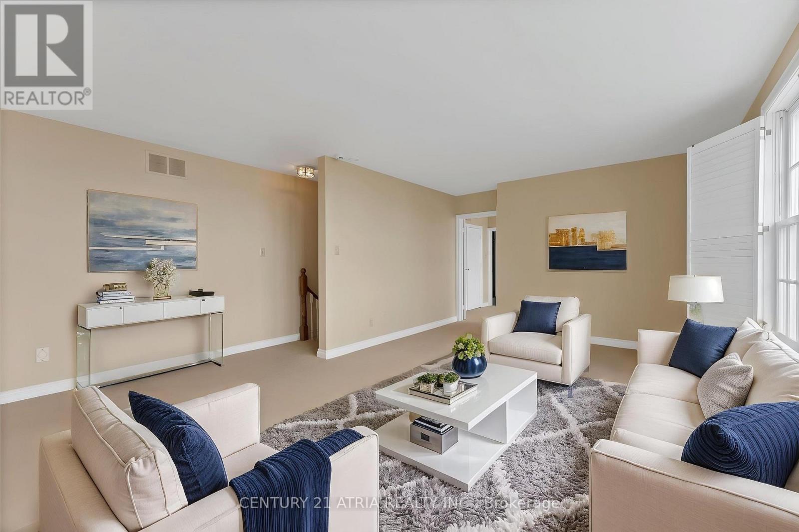 5 HILL CRESCENT - 25