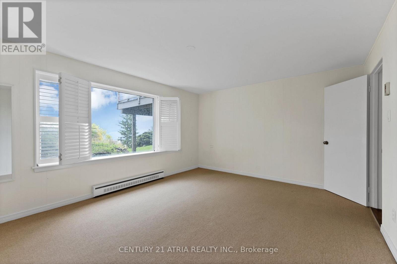 5 HILL CRESCENT - 30