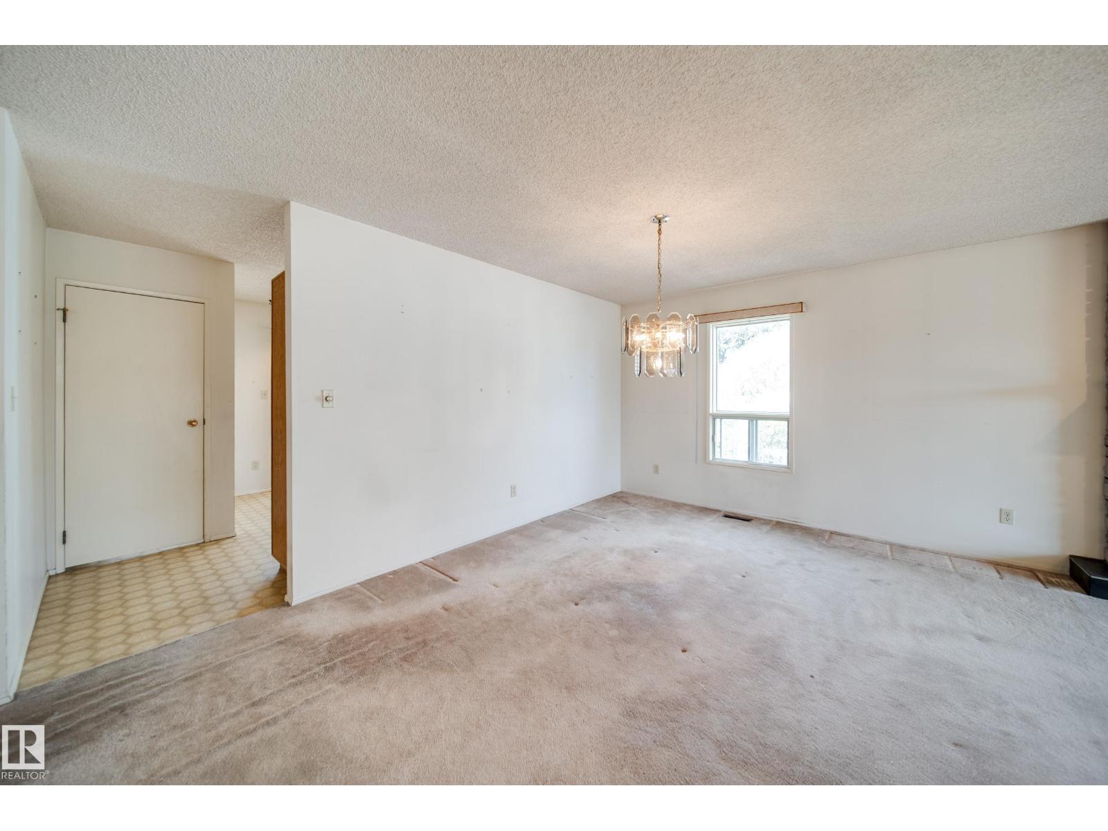 1030 106 ST NW - 7