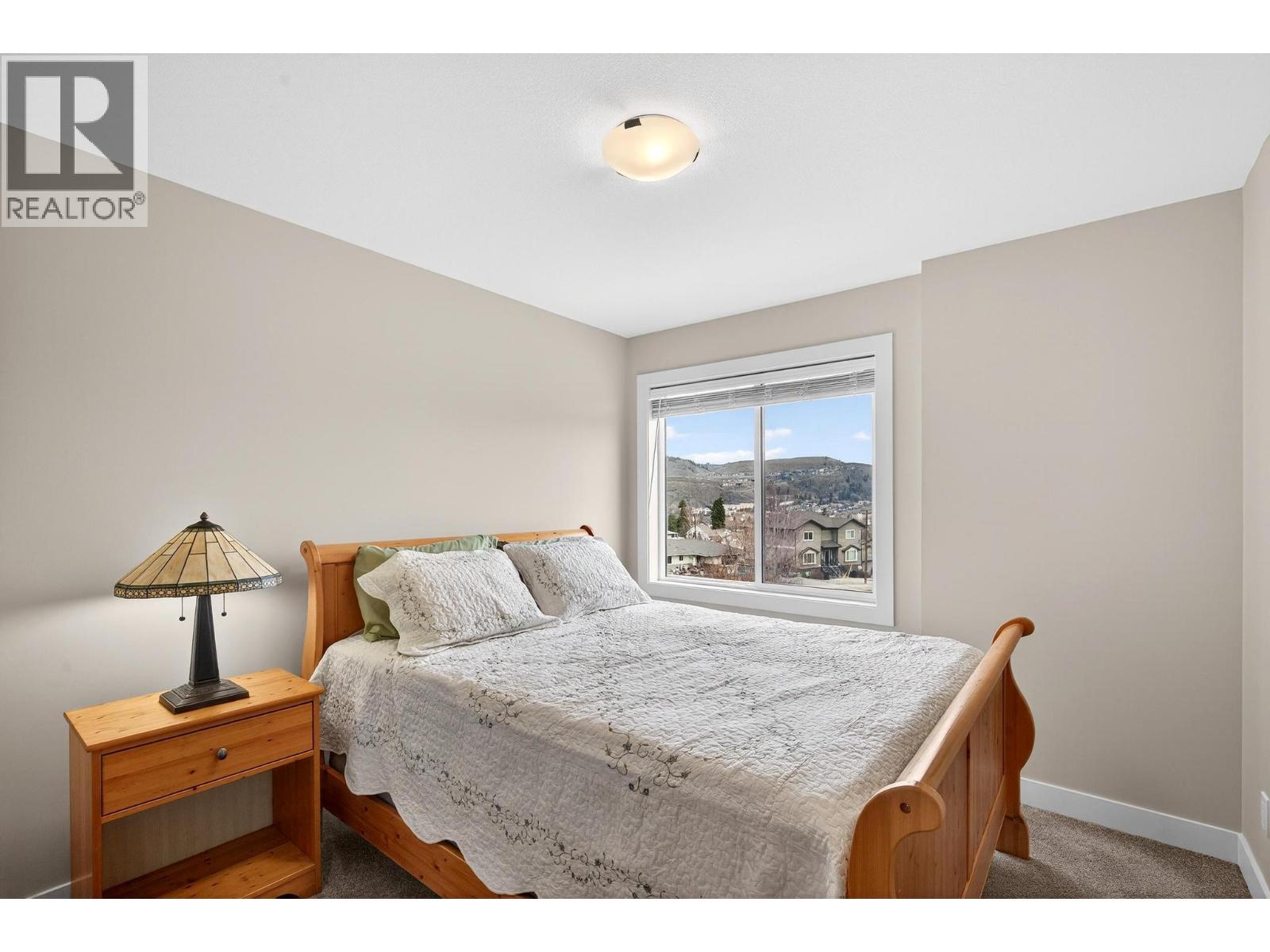 #3 3405 16 Avenue - 18