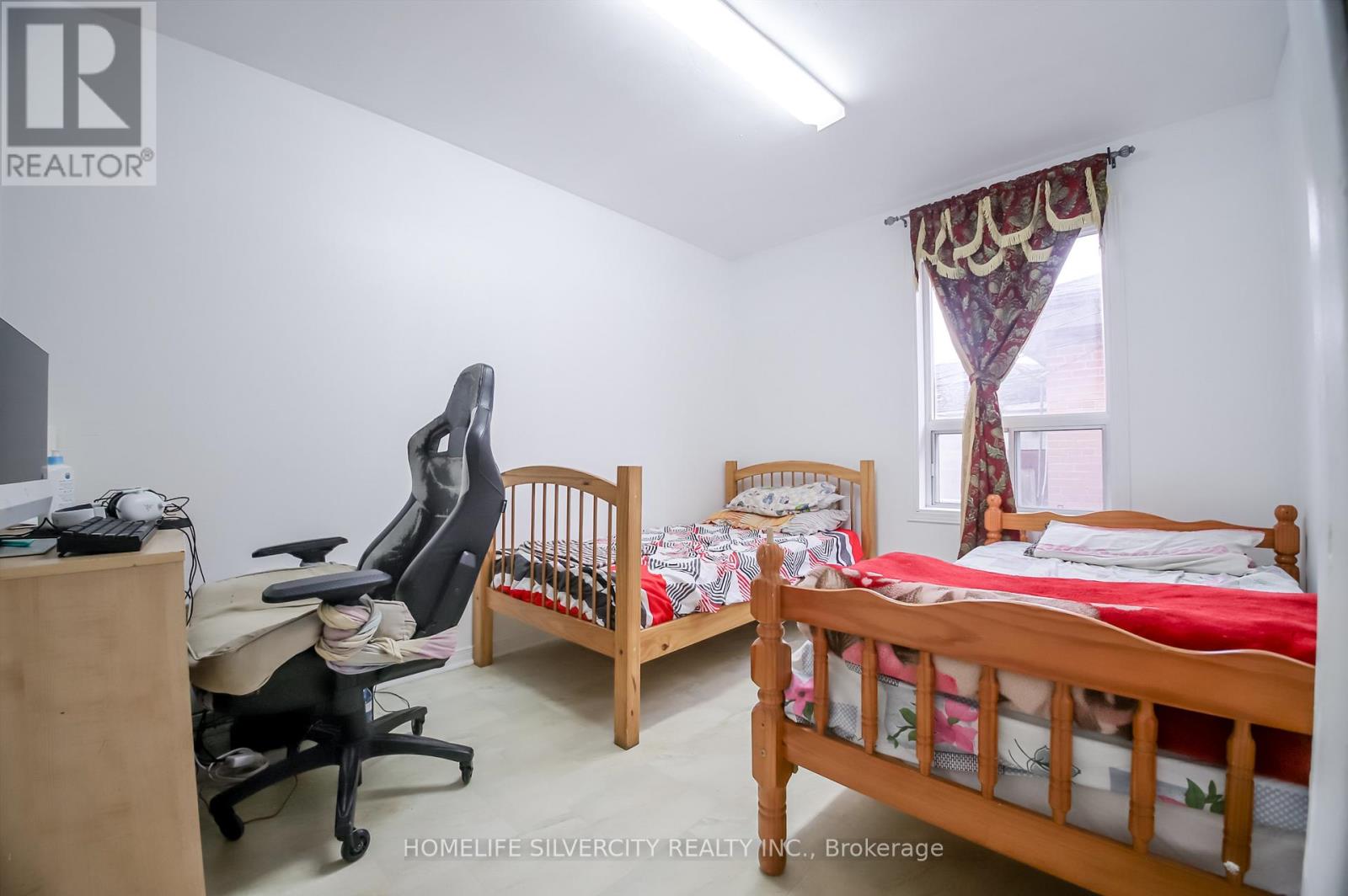 10 COPPERMILL DRIVE - 17