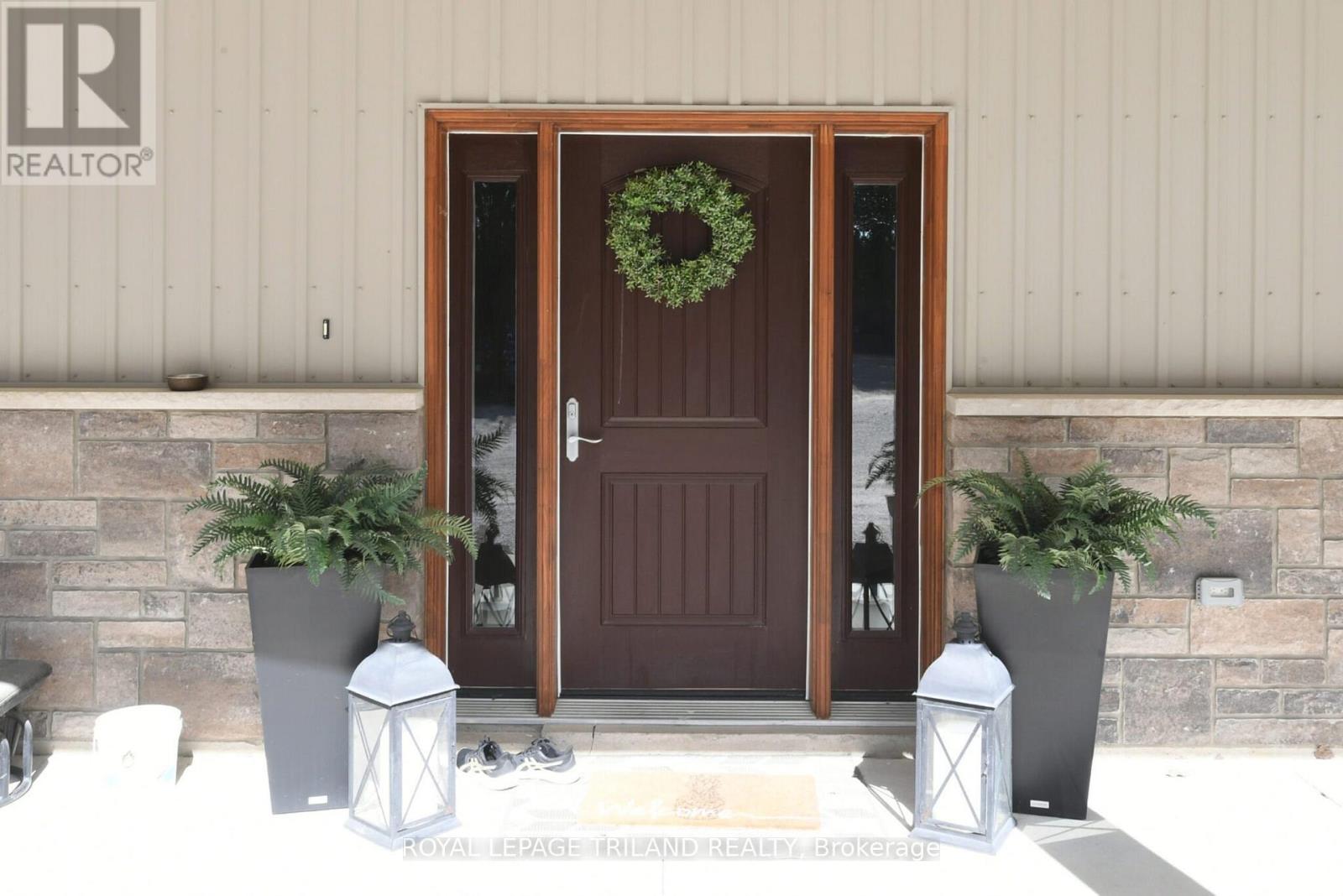 7264 RIDGE ROAD - 5