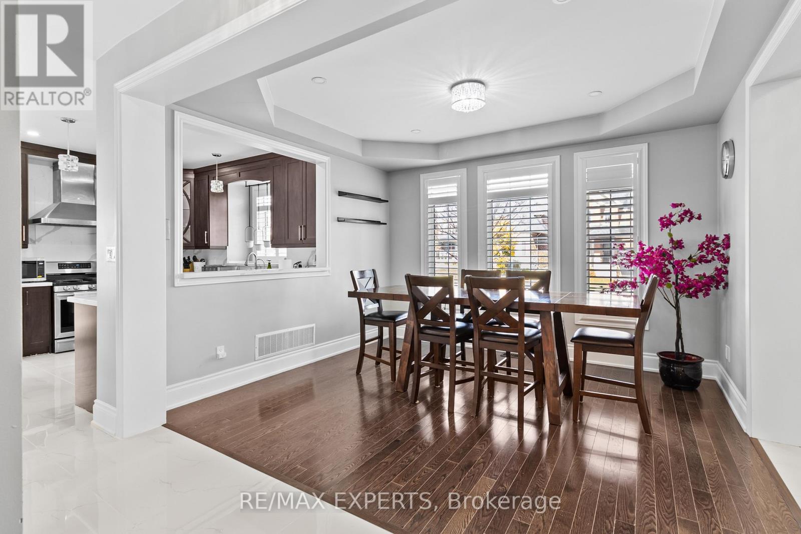 22 TRAVERS GATE - 9