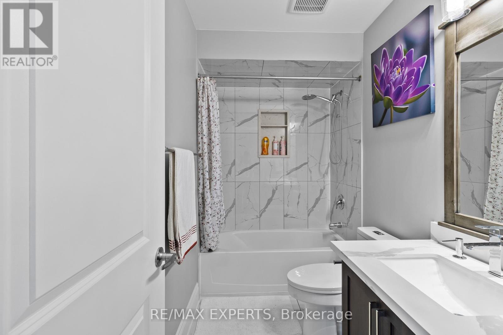 22 TRAVERS GATE - 18