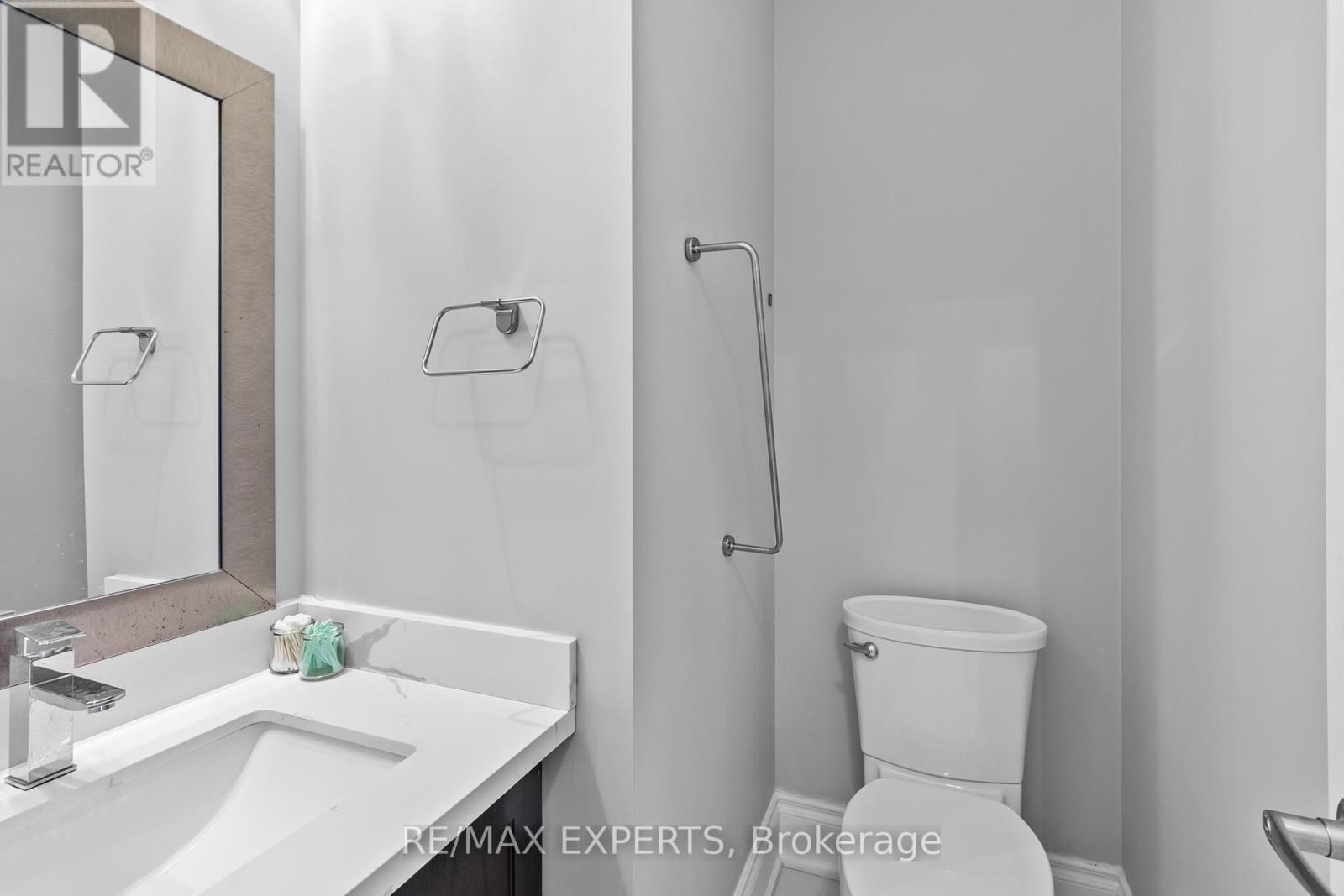 22 TRAVERS GATE - 12