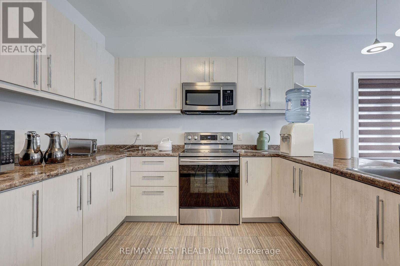 2607 SHEFFIELD BOULEVARD - 14