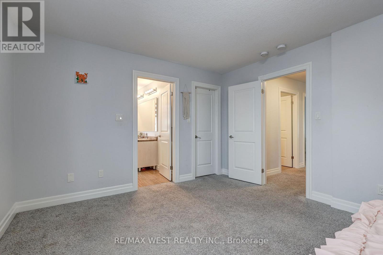 2607 SHEFFIELD BOULEVARD - 21