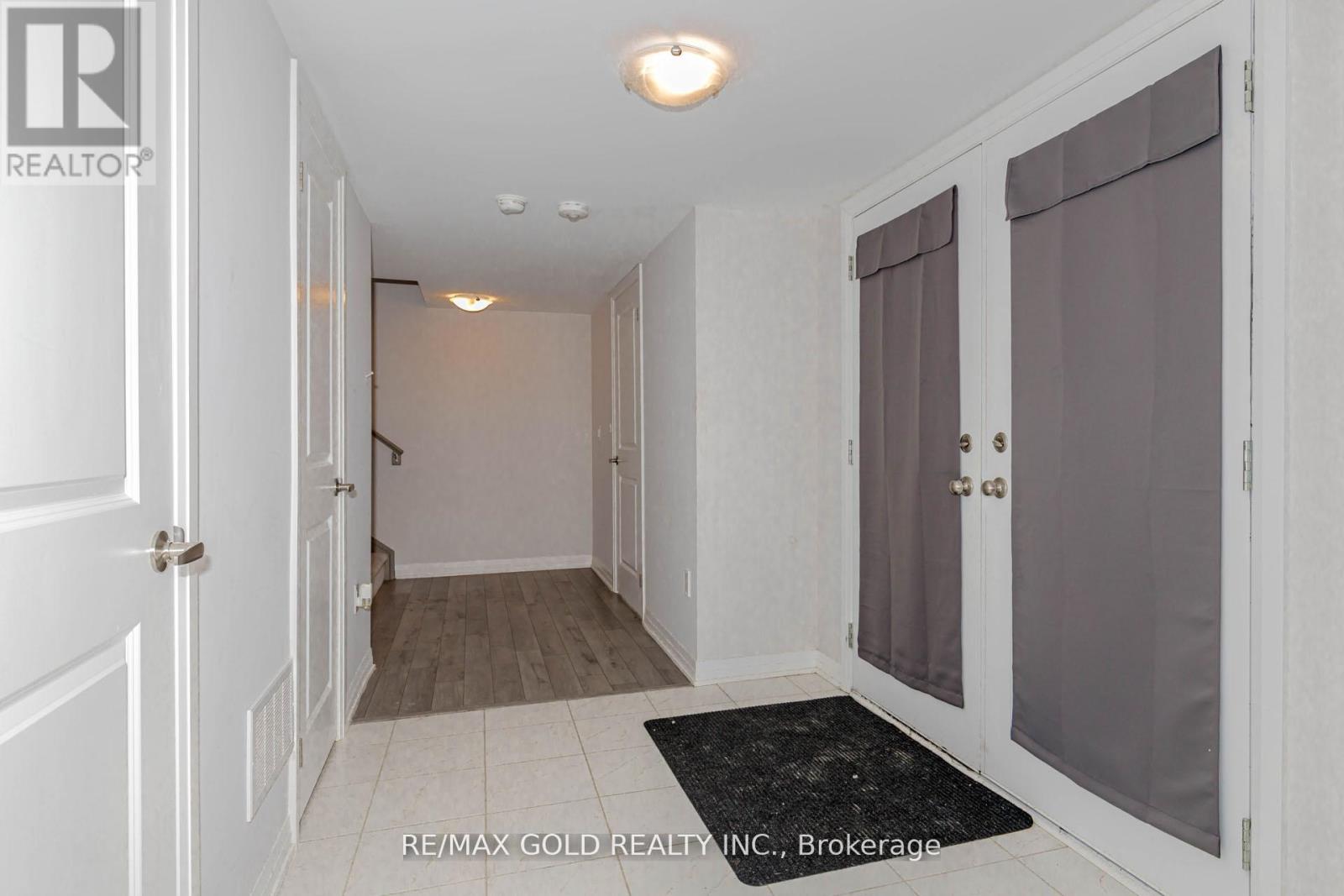 #1007 585 COLBORNE STREET E - 10