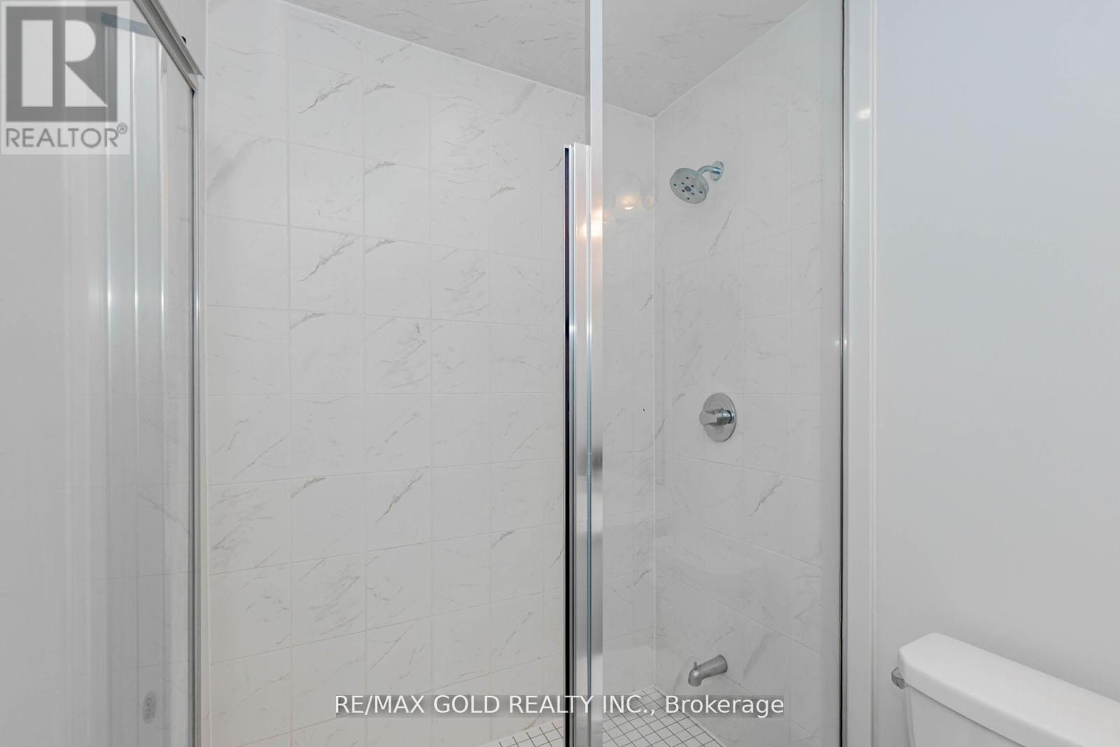 #1007 585 COLBORNE STREET E - 38