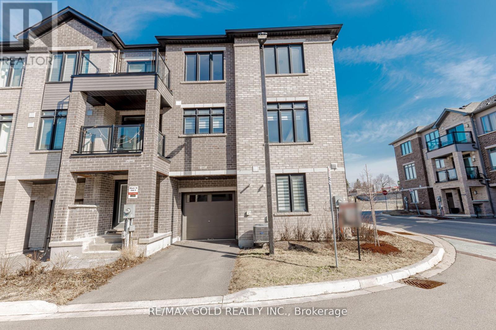#1007 585 COLBORNE STREET E - 6