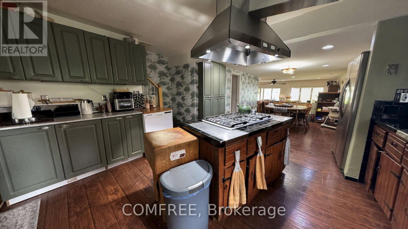 2122 OLD FRONT ROAD - 11