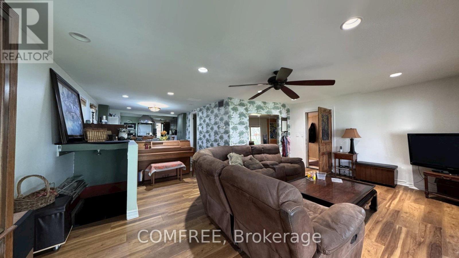 2122 OLD FRONT ROAD - 6