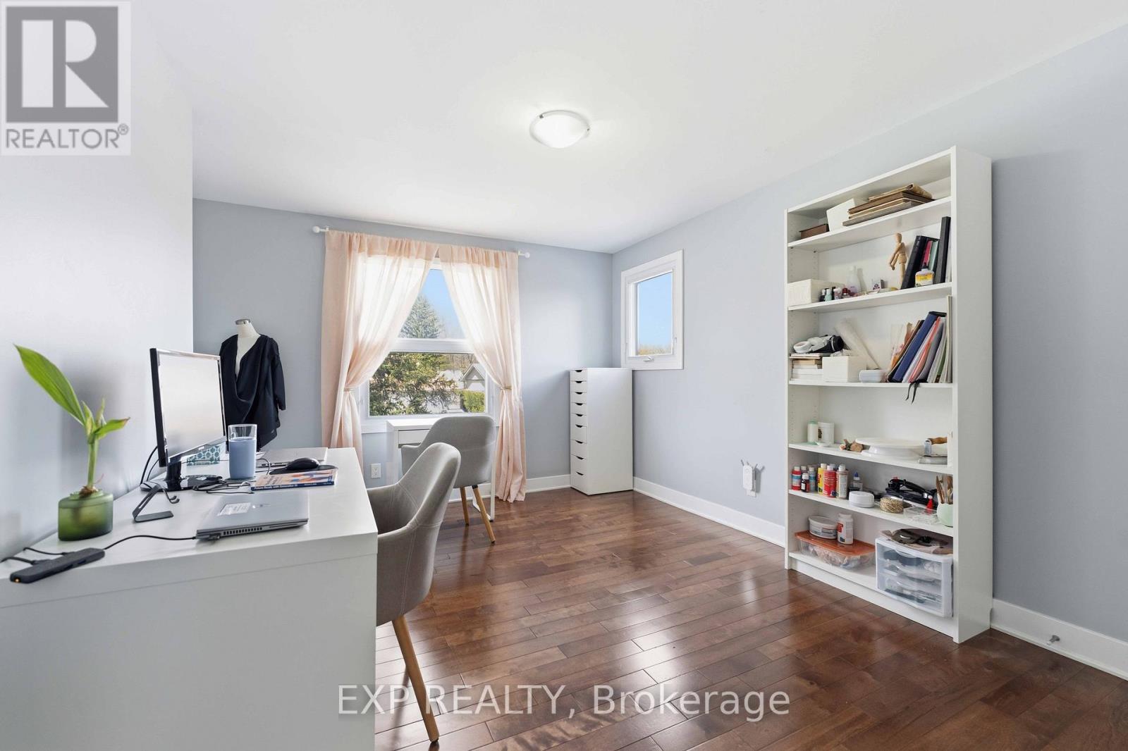 46 PARKGLEN DRIVE - 24