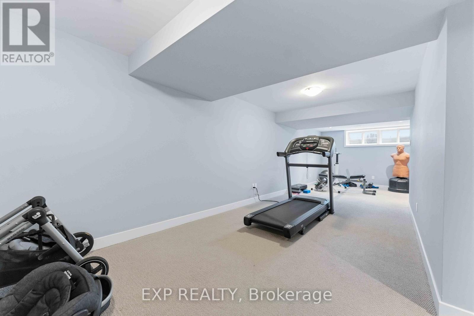 46 PARKGLEN DRIVE - 36