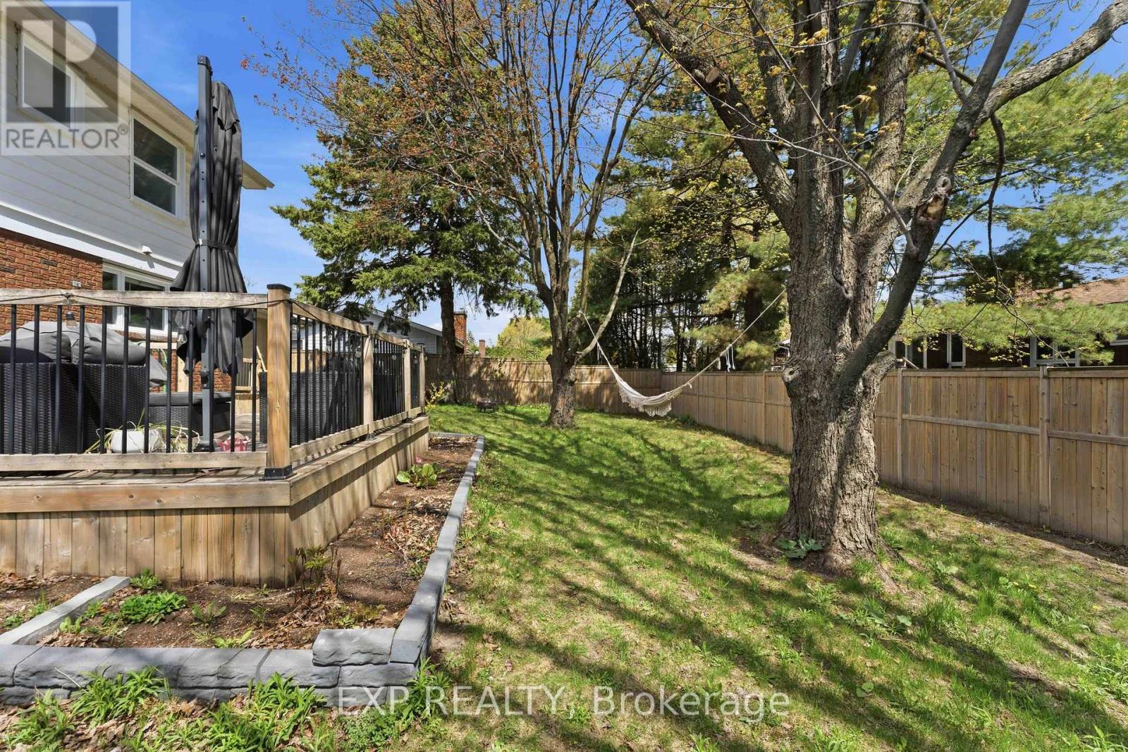 46 PARKGLEN DRIVE - 44