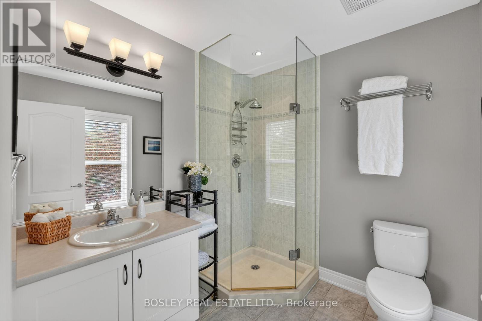 479 VICTORIA STREET - 22