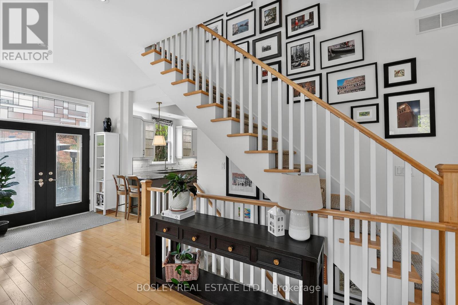 479 VICTORIA STREET - 5
